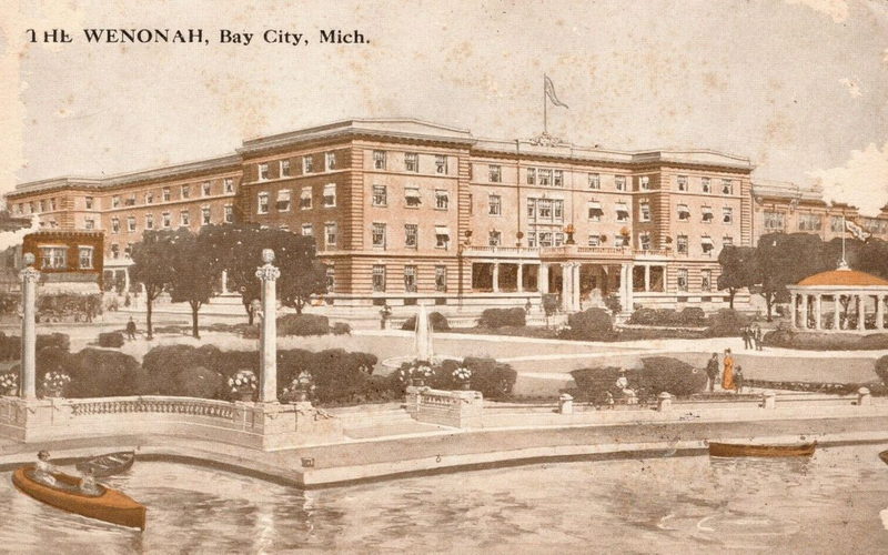 Wenonah Hotel - Vintage Postcard